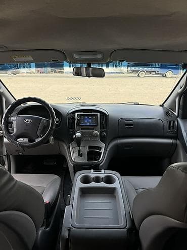старекс 4вд: Hyundai Starex: 2008 г., 2.5 л, Автомат, Дизель, Минивэн — 7