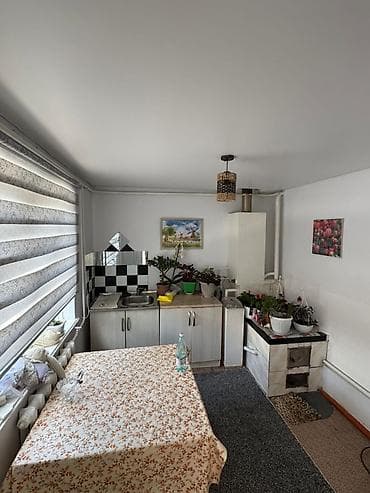 Продажа домов: Кызыл-Суудан кызыл кирпичтен салынган, баардык шарттары мн, 4 — 5