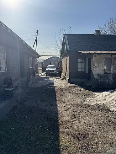 комм: Продаю дом 2х комнатный в районе Новопавловки,по улице Советская — 10