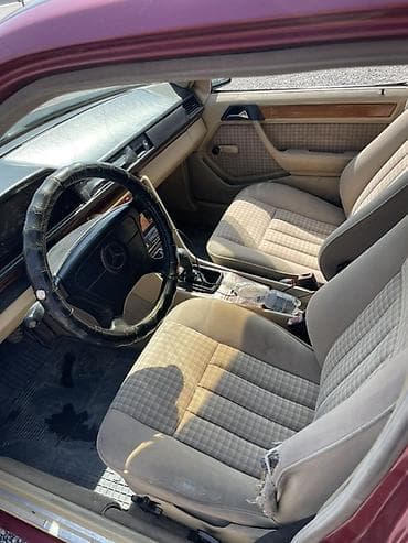 мерседес браус: Mercedes-Benz 220: 1992 г., 2 л, Механика, Бензин — 6