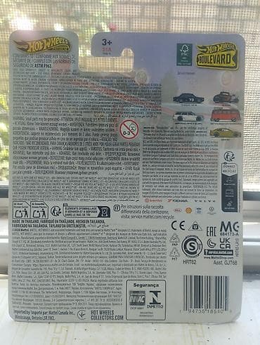 Hot Wheels Premium — коллекционные модели Toyota Fj cruiser-1100 — 4