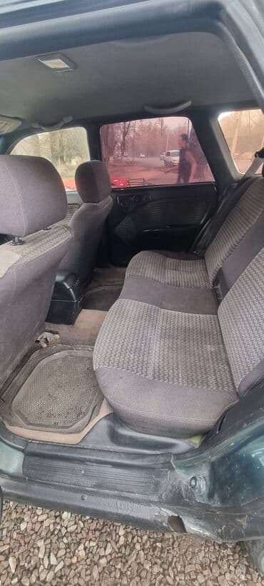реставрация чемоданов: Subaru Legacy: 1998 г., 2 л, Механика, Бензин, Универсал — 8
