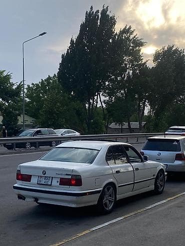 буд е5: BMW 5 series: 1991 г., 2.5 л, Механика, Бензин, Седан — 3