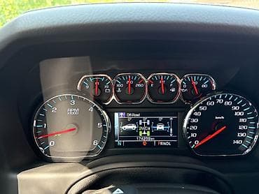 не расстаможен: Chevrolet Suburban: 2020 г., 5.3 л, Автомат, Бензин, Внедорожник — 4