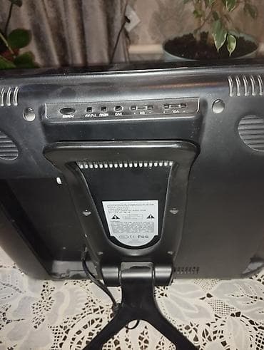 nokia e72: Телевизор DICRA TVLED197HD, диагональ 19". LED-подсветка, питание DC — 4