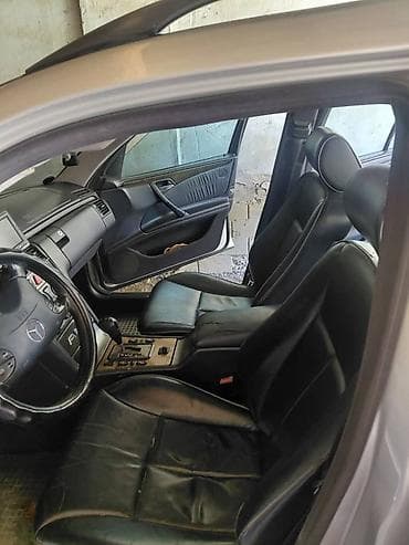 e32: Mercedes-Benz E-Class: 2002 г., 3.2 л, Автомат, Дизель, Универсал — 8