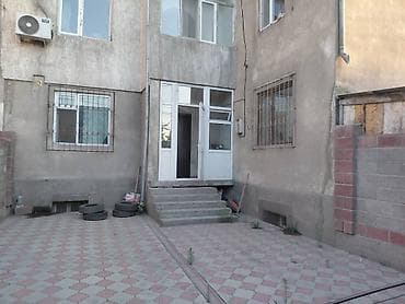 тез арада: Сдаю двухкомнатную квартиру на первом этаже, со своим собственным — 10