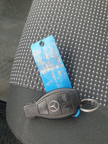 21: Mercedes-Benz Спринтер: 2011 г., 2.2 л, Механика, Дизель, Фургон — 10