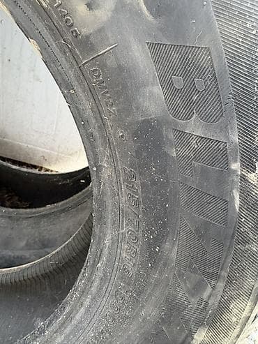 bridgestone blizzak: Шины 215 / 70 / R 16, Зима, Б/у, Пара, Легковые, Япония, Bridgestone — 2