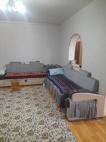 барачный: 3 комнаты, 85 м², Старый ремонт — 10