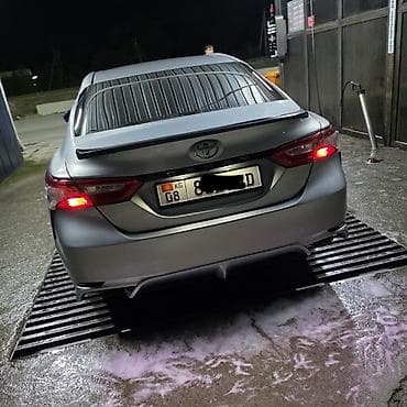 Продажа авто: Toyota Camry: 2018 г., Бензин — 8