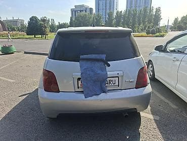 1: Toyota Ist: 2003 г., 1.5 л, Вариатор, Бензин, Лифтбек — 4