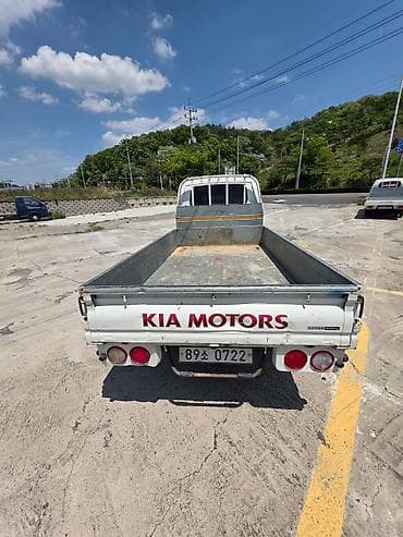 авто б: Легкий грузовик, Kia — 1