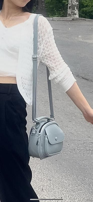 Рюкзаки: Сумка очень приятного оттенка. Состояние отличное. Вместительный и — 1