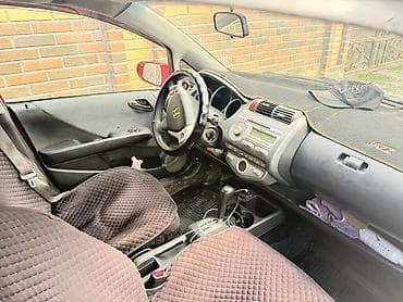 Honda Jazz: 2007 г., 1.5 л, Вариатор, Бензин, Хетчбек — 6