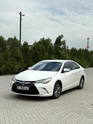 Toyota Camry: 2016 г., 2.5 л, Автомат, Бензин, Седан lalafo.kg да Toyota Camry: 2016 г., 2.5 л, Автомат, Бензин, Седан