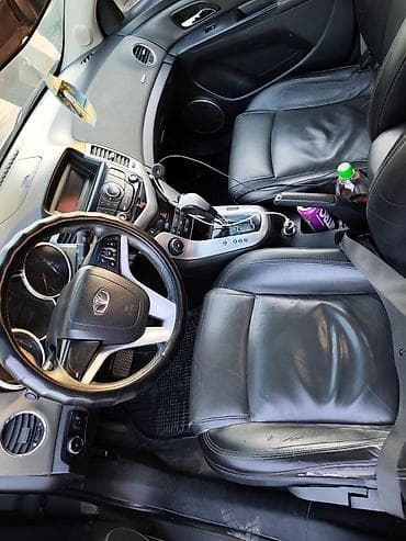 двери ауди: Chevrolet Cruze: 2010 г., 1.6 л, Автомат, Газ, Седан — 2