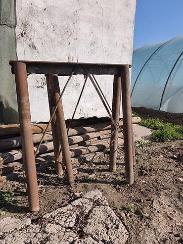 электро пилу: Продаю козлы металлические, очень крепкие. Высота 1.2 м. ширина 1 м — 1