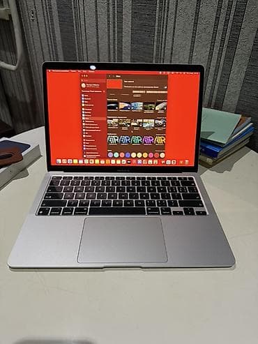 MacBook Air " (M1, 2020) — серебристый - Чип: Apple M1 - Память: 8 ГБ