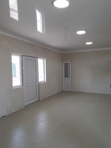 дом джалалабад: •сдаётся помещение (под швейный цех) •2-этажный •1-этаж ( 37 кв. ) — 3