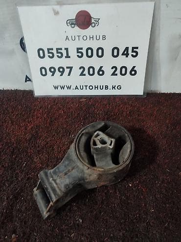 Автокосметика: Подушка мотора Chevrolet Cobalt 2009 г., Б/у, Оригинал, Япония — 1