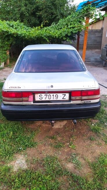 механика коробка: Mazda 626: 1992 г., 2 л, Механика, Бензин, Седан — 1