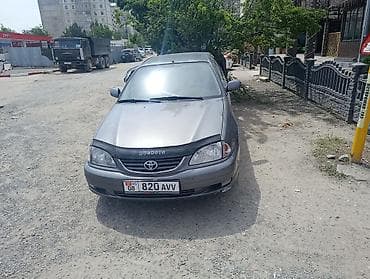 Toyota Avensis: 2003 г., 2 л, Механика, Дизель, Седан
