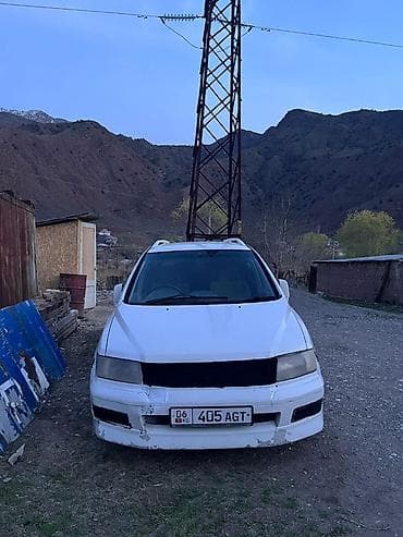 мицубиси спес стар: Mitsubishi Chariot: 1998 г., 2.4 л, Автомат, Бензин, Минивэн — 3
