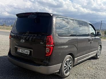 toyota mark 1: Hyundai H-1: 2019 г., 2.5 л, Автомат, Дизель, Минивэн — 5