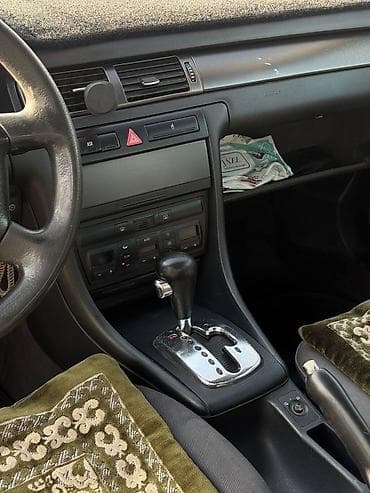 Audi A6: 1998 г., 2.4 л, Автомат, Бензин, Седан — 7