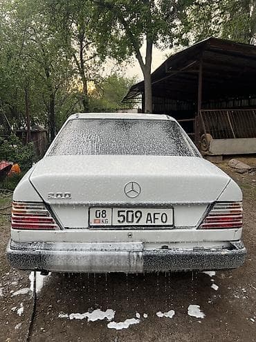e star: Mercedes-Benz E-Class: 1986 г., 2 л, Автомат — 4