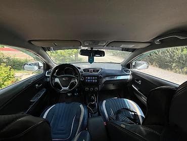 byd bot 384: Kia Rio: 2016 г., Седан — 5
