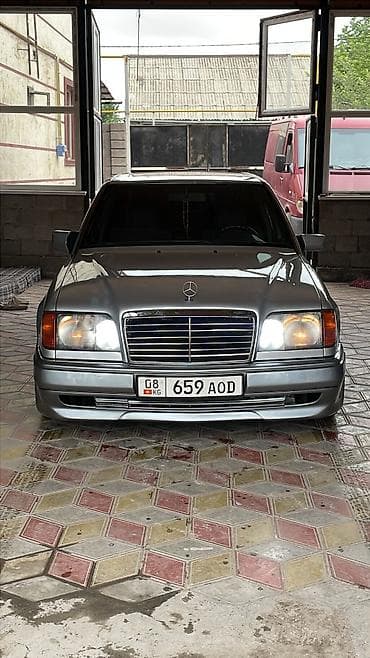 e star: Mercedes-Benz E-Class: 1994 г., 3.2 л, Автомат, Бензин, Седан — 1