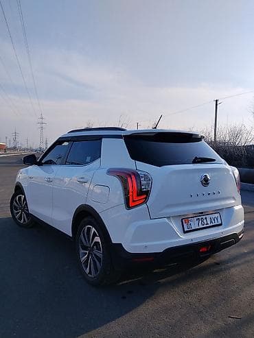 лампа с пультом: Ssangyong Tivoli: 2020 г., 1.6 л, Кроссовер — 4