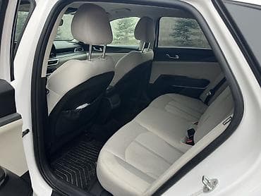 kia ev5: Kia K5: 2020 г., Бензин — 4