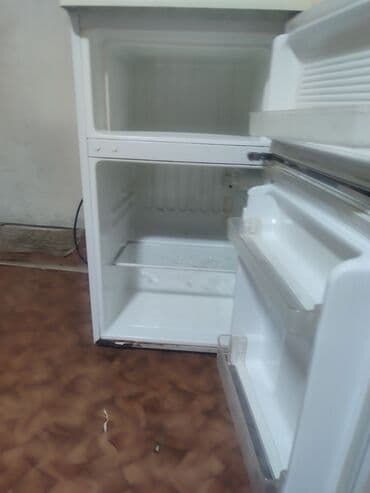 холодильник для машина: Двухкамерный холодильник SHI, классическая белая модель с верхней — 5