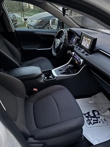 70 camry: Toyota RAV4: 2019 г., 2.5 л, Гибрид, Кроссовер — 8