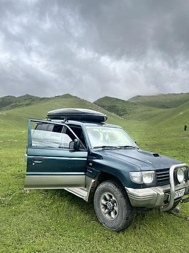 дизелный двигатель: Mitsubishi Pajero: 2003 г., 2.5 л, Механика, Дизель, Внедорожник — 3
