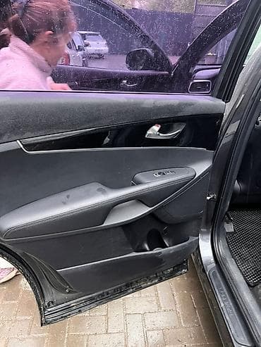 Продажа авто: Kia Sorento: 2018 г., Автомат, Кроссовер — 9