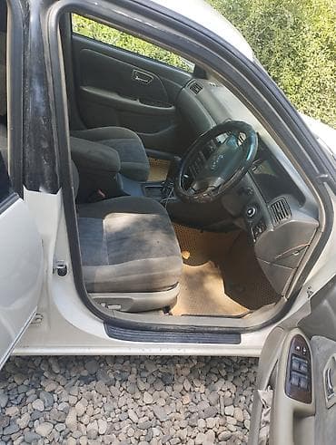 таета виста: Toyota Camry: 2001 г., Седан — 5