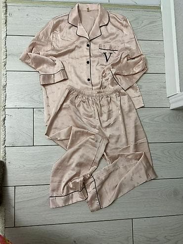 пижама единорога: Женская пижама комплект (рубашка + брюки) Викторис Секрет купила за — 1