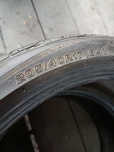 17: Шины 205 / 40 / R 17, Лето, Б/у, Пара, Легковые, Япония, Bridgestone — 2