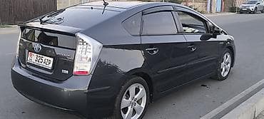 mazda 3 2004: Toyota Prius: 2010 г., Автомат, Гибрид, Хэтчбэк — 3