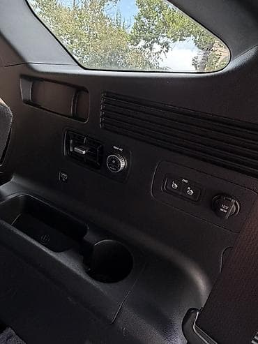 360: Kia Sorento: 2022 г., 1.6 л, Автомат, Гибрид, Кроссовер — 9