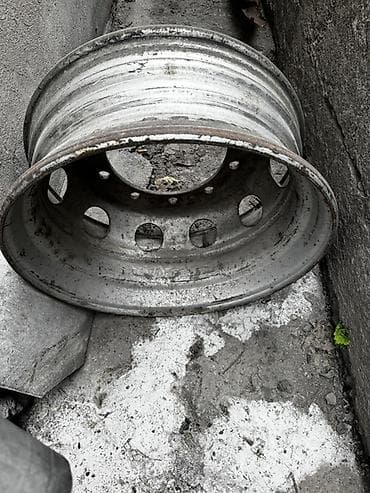 Шиналар жана дисктер: Темир Дисктер R 22,5 Колдонулган — 2