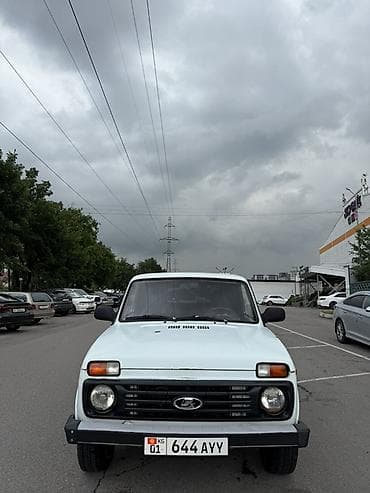 ВАЗ (ЛАДА): ВАЗ (ЛАДА) 4x4 Нива: 2010 г., 1.7 л, Механика, Бензин, Внедорожник — 1