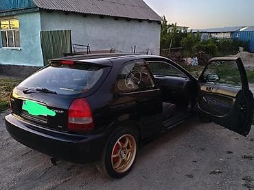 Honda Civic: 1999 г., Механика, Бензин, Хэтчбэк