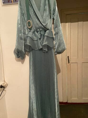 зеленое платье большого размера: Продаю нарядное платье вживую смотрится очень богато и красиво — 2