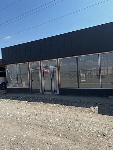 бостери комнаты: Павильондорду ижаралоо, 92 м², Жабдууларсыз, Электр жарыгы — 2