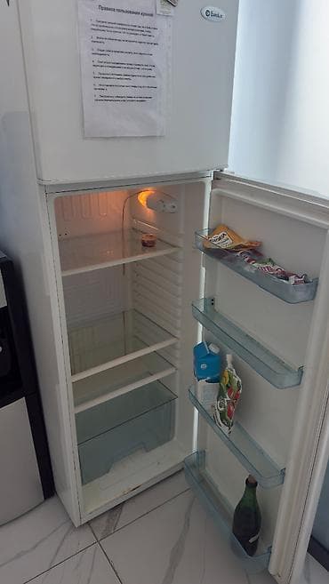 a 52: Холодильник Electrolux, Б/у, Двухкамерный — 2